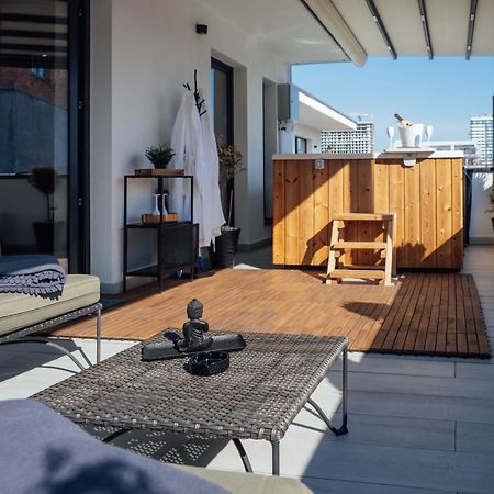 Gavas Jacuzzi Relax Zen Apartment Cluj Napoca Bagian luar foto