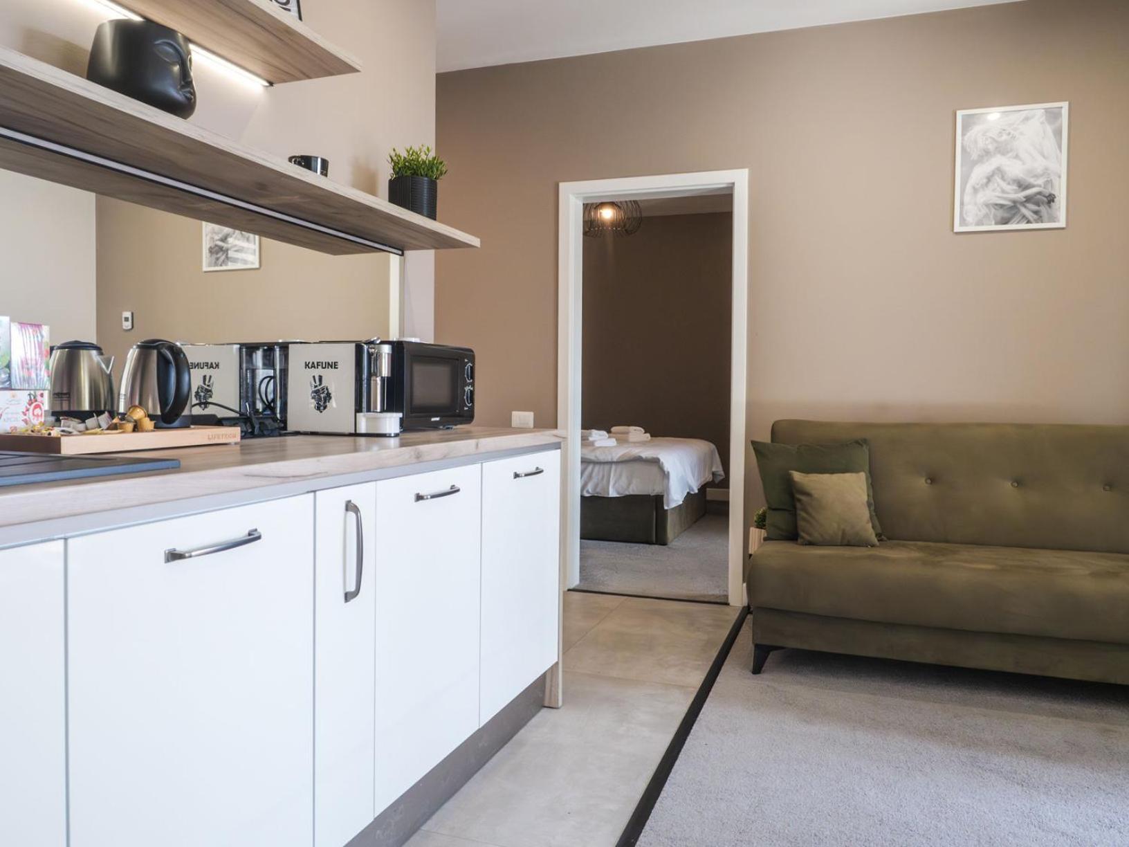 Gavas Jacuzzi Relax Zen Apartment Cluj Napoca Bagian luar foto